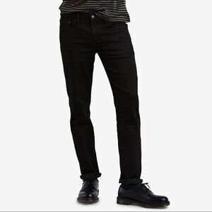 ✨HP✨NWOT✨Levi's
Men's 511™ Slim Fit Jeans✨